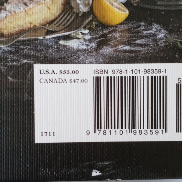 Naturally Vegetarian Book Gorgeous Book - Picture 2 of 3